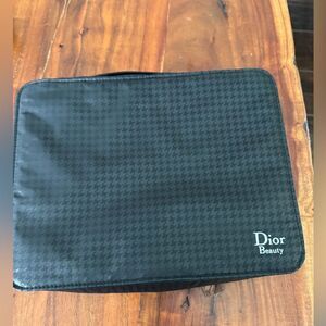 DIOR BEAUTY COSMETIC CASE TRAVEL ORGANIZER- WITH HANDLE-HOUNDSTOOTH-EUC Retired